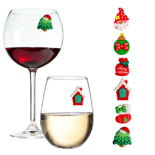 Traditional Gnomes Christmas - set of 6 Magnetic Wine Charms