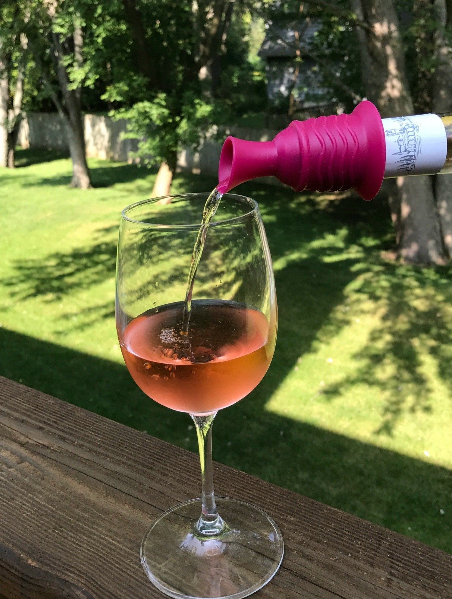 wine stopper pourer